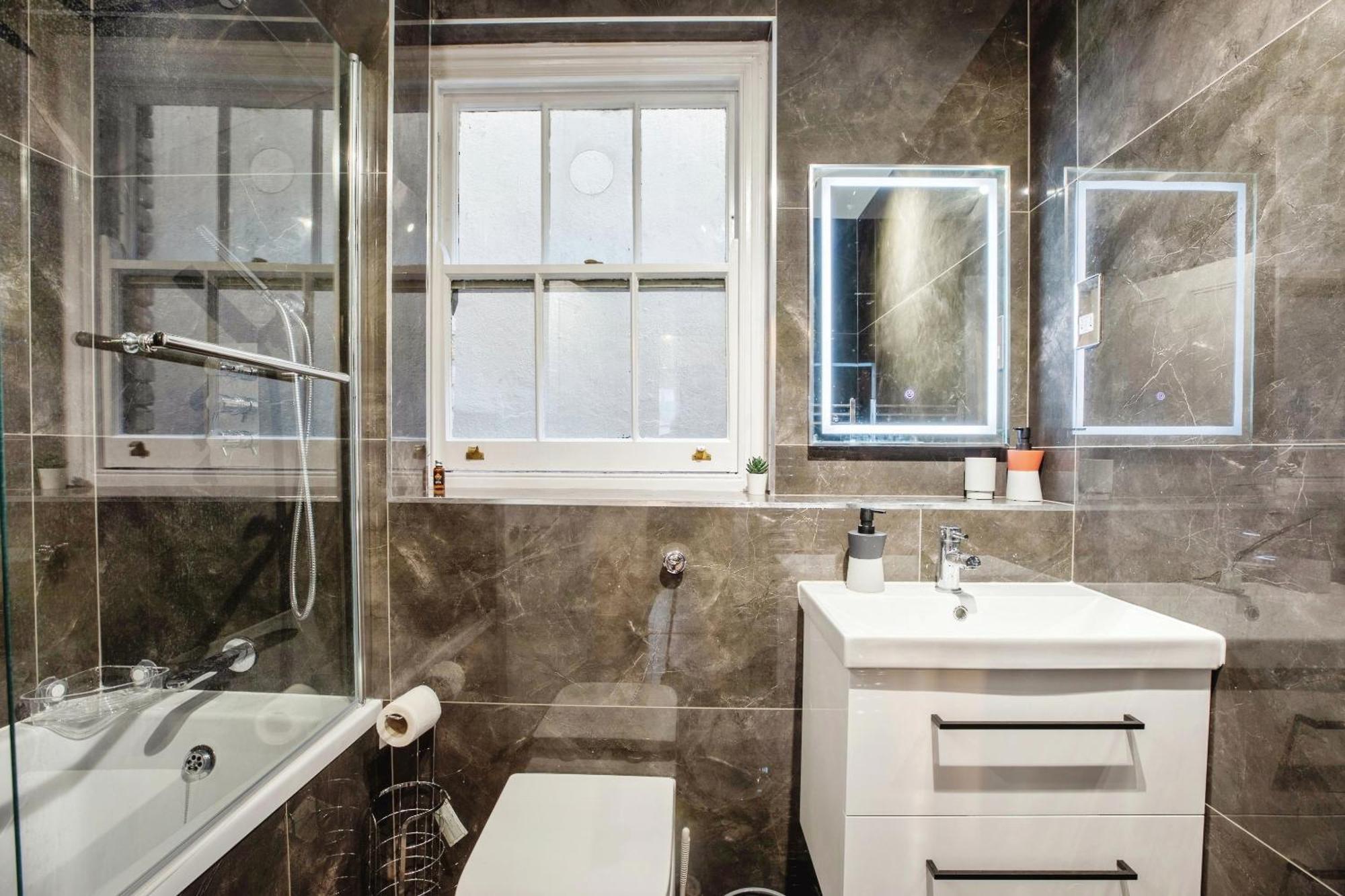 A Stunning Apartment In Paddington ロンドン エクステリア 写真
